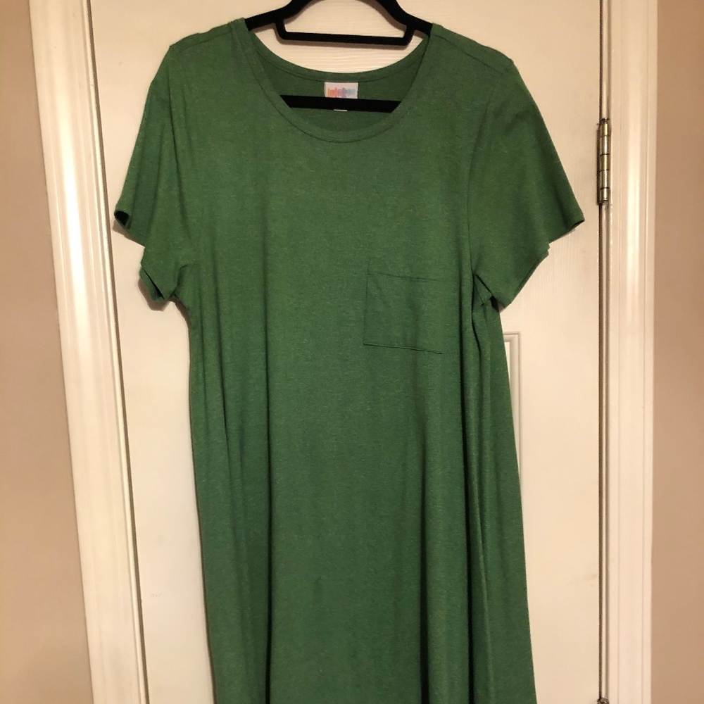 Solid green LuLaRoe Carly Large